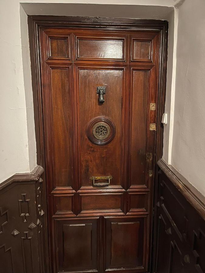 Piso Casco Histórico Alicante Exterior foto